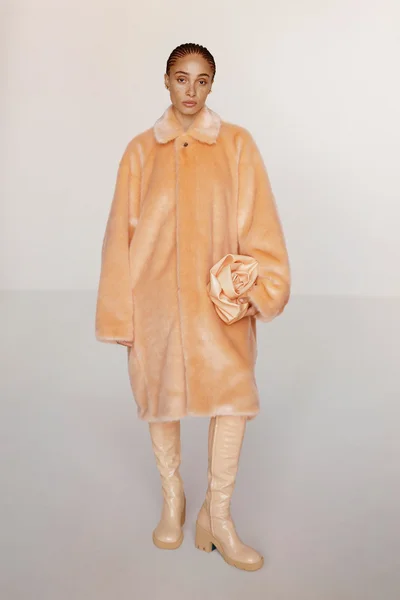 Look 25